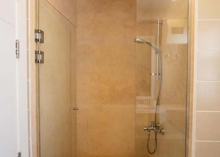 Joubal 2br • Floor Lagoon View شقة