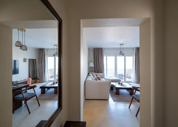 Joubal 2br • Floor Lagoon View شقة *